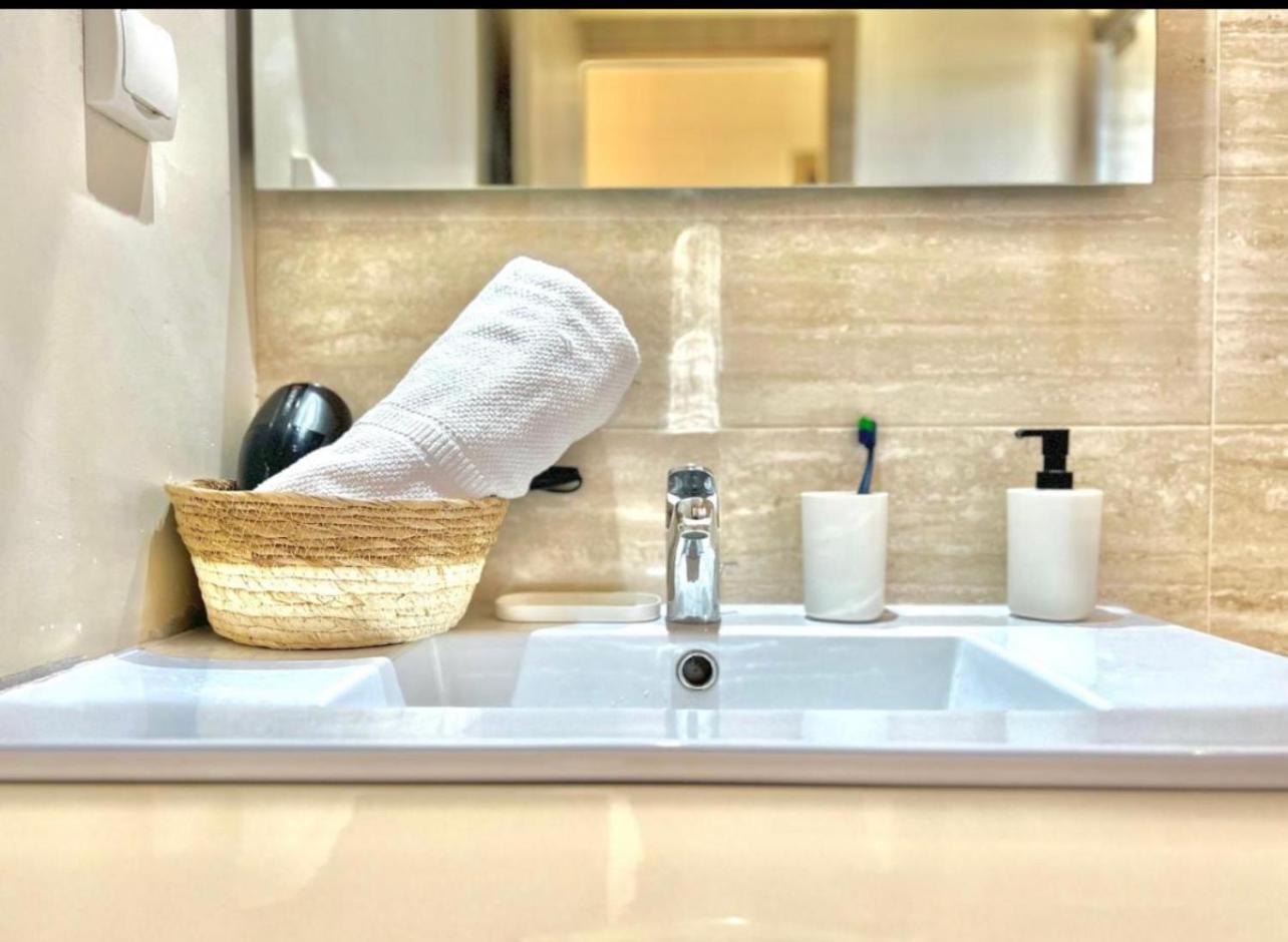 Appartement De Luxe Avec Jardin Vue Sur La Piscine Golf Securise 24H Sur 24 A 5 Minutes De L Aeroport Marrákes Kültér fotó