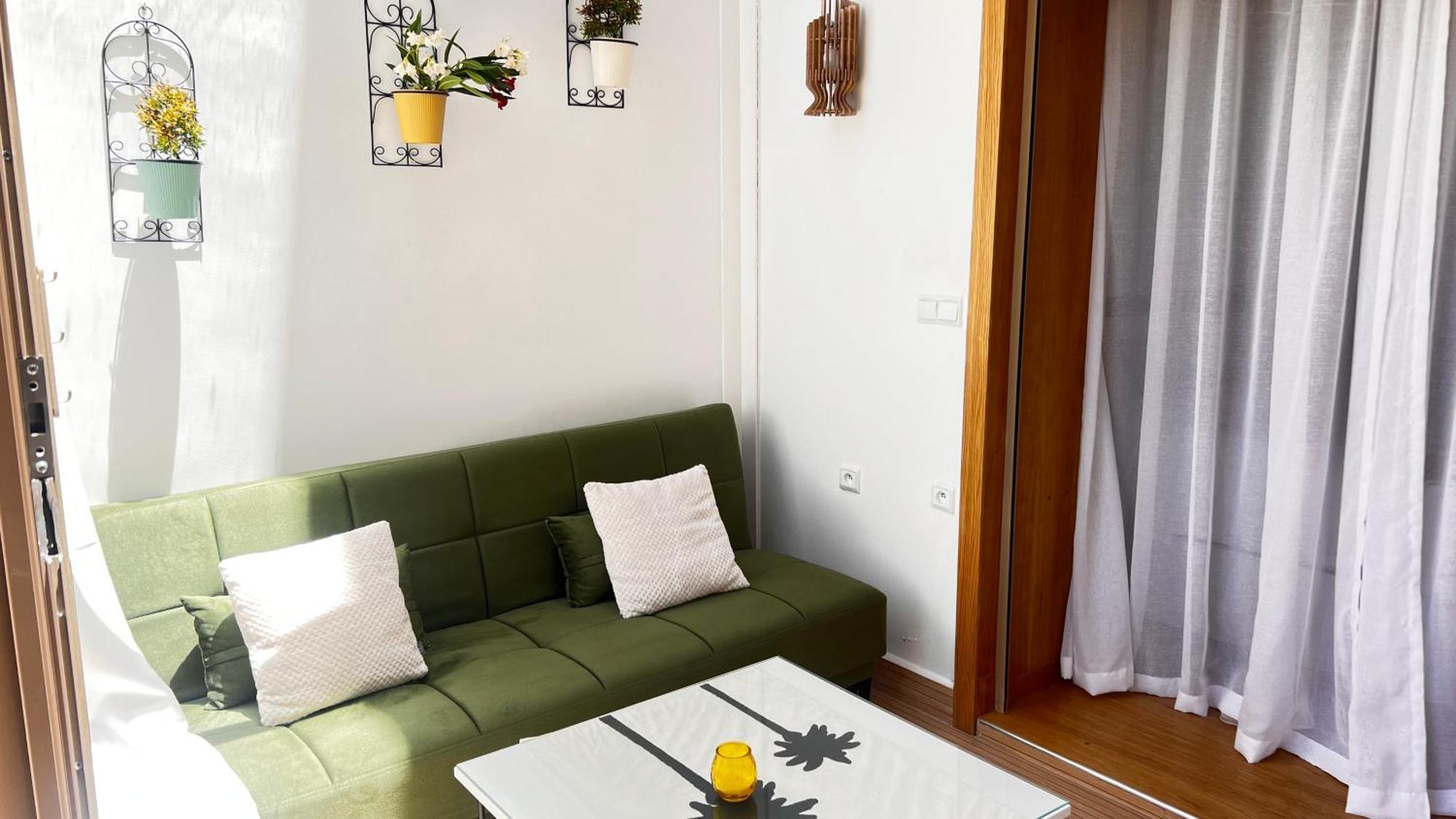 Appartement De Luxe Avec Jardin Vue Sur La Piscine Golf Securise 24H Sur 24 A 5 Minutes De L Aeroport Marrákes Kültér fotó