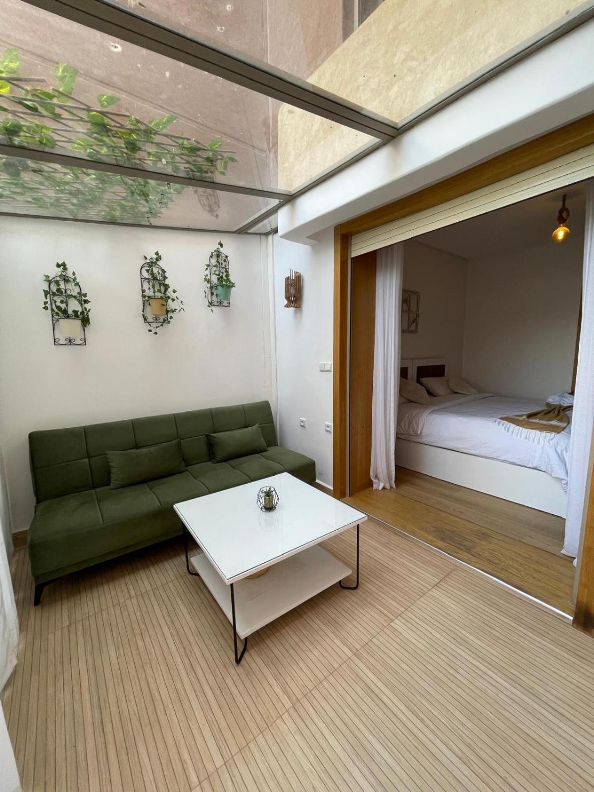Appartement De Luxe Avec Jardin Vue Sur La Piscine Golf Securise 24H Sur 24 A 5 Minutes De L Aeroport Marrákes Kültér fotó
